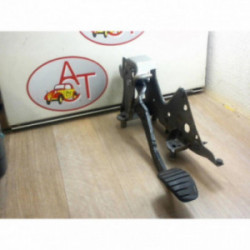 Pedalier de frein RENAULT CLIO III 1.5 DCI d’occasion
