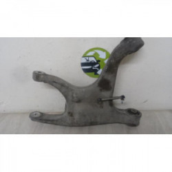 Bras de suspension superieur avant droit AUDI A4 TDI d’occasion