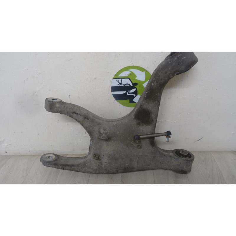 Bras de suspension superieur avant droit AUDI A4 TDI d’occasion