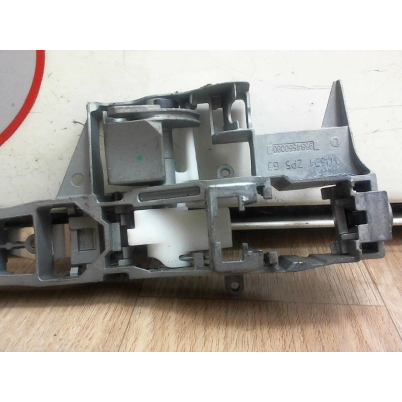 Support poignee porte avant gauche CITROEN C3 II PHASE 2 d’occasion