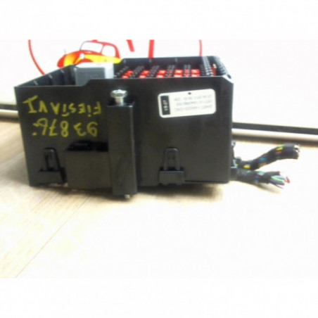 Porte fusible FORD FIESTA VI d’occasion