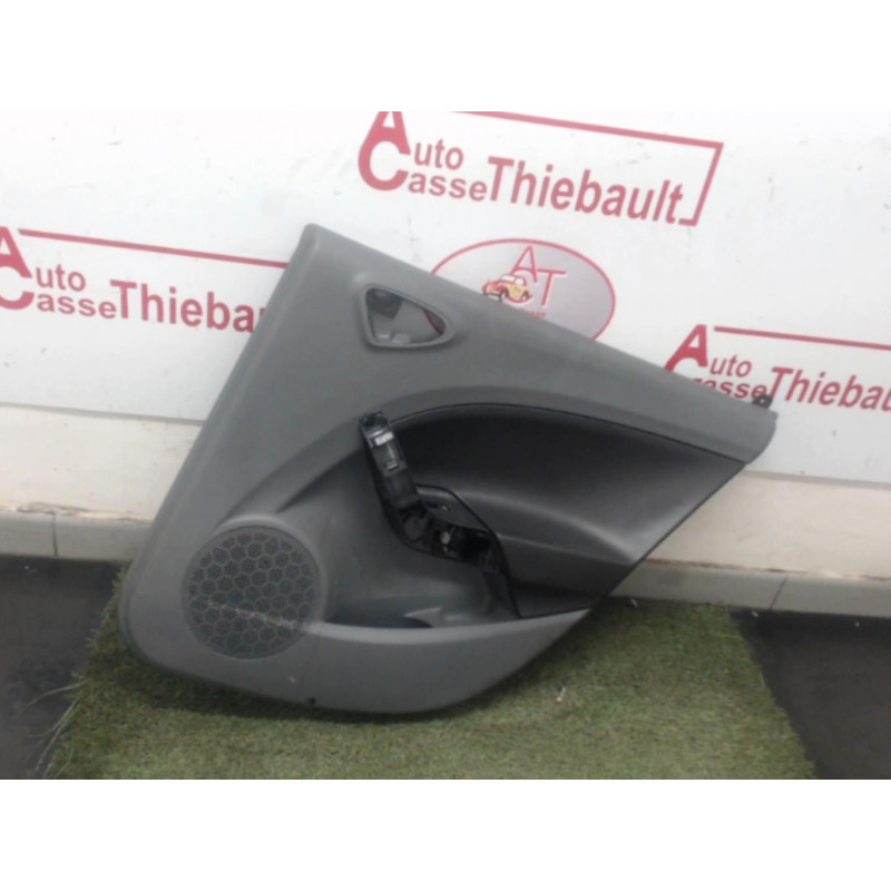 Panneau de porte arriere droit SEAT IBIZA IV SC BREAK d’occasion