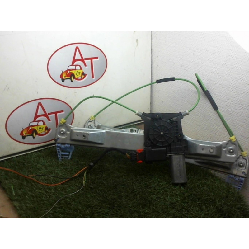 Leve vitre electrique avant gauche OPEL CORSA (D) PHASE 1 d’occasion