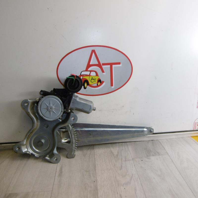 Leve vitre mecanique arriere gauche TOYOTA RAV4 d’occasion