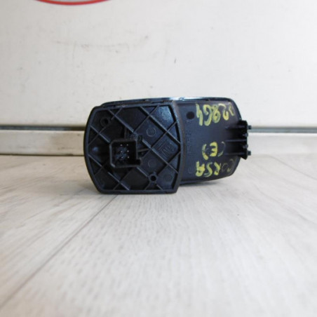 Interrupteur de leve vitre avant droit OPEL CORSA E d’occasion