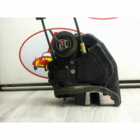 Serrure arriere droit TOYOTA RAV4 d’occasion