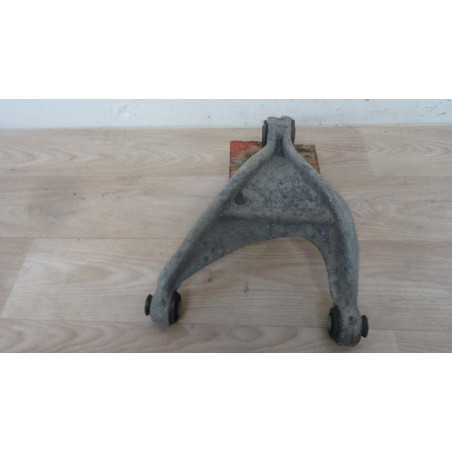 Triangle avant droit PEUGEOT 508 1.6 HDI d’occasion