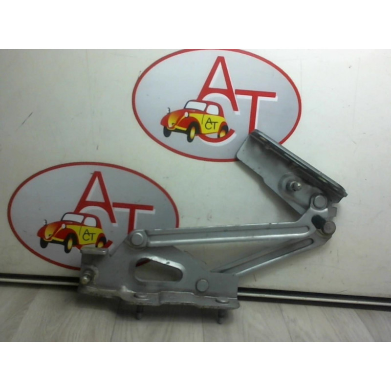 Charniere de hayon PEUGEOT 407 PHASE 1 d’occasion