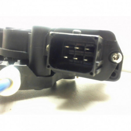 Leve vitre electrique avant gauche OPEL CORSA (D) PHASE 1 d’occasion