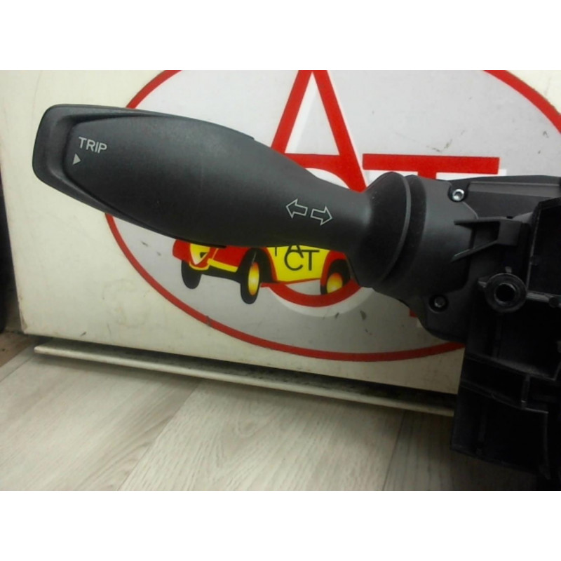 Com (Bloc Contacteur Tournant+Commodo Essuie Glace+Commodo Phare) FORD FIESTA VI d’occasion