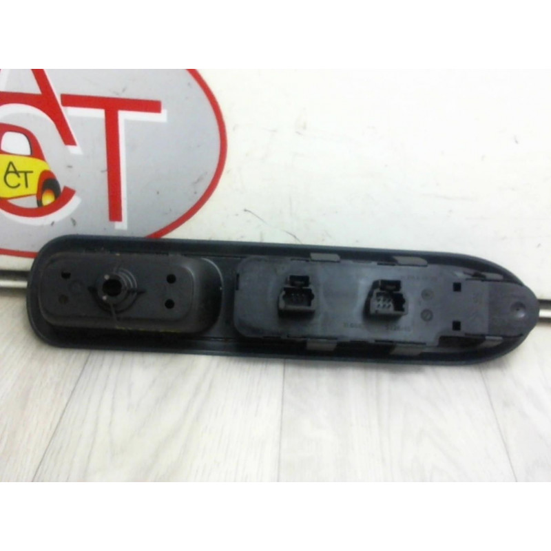 Interrupteur de leve vitre avant gauche PEUGEOT 407 PHASE 1 d’occasion