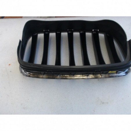 Grille de calandre gauche BMW  d’occasion