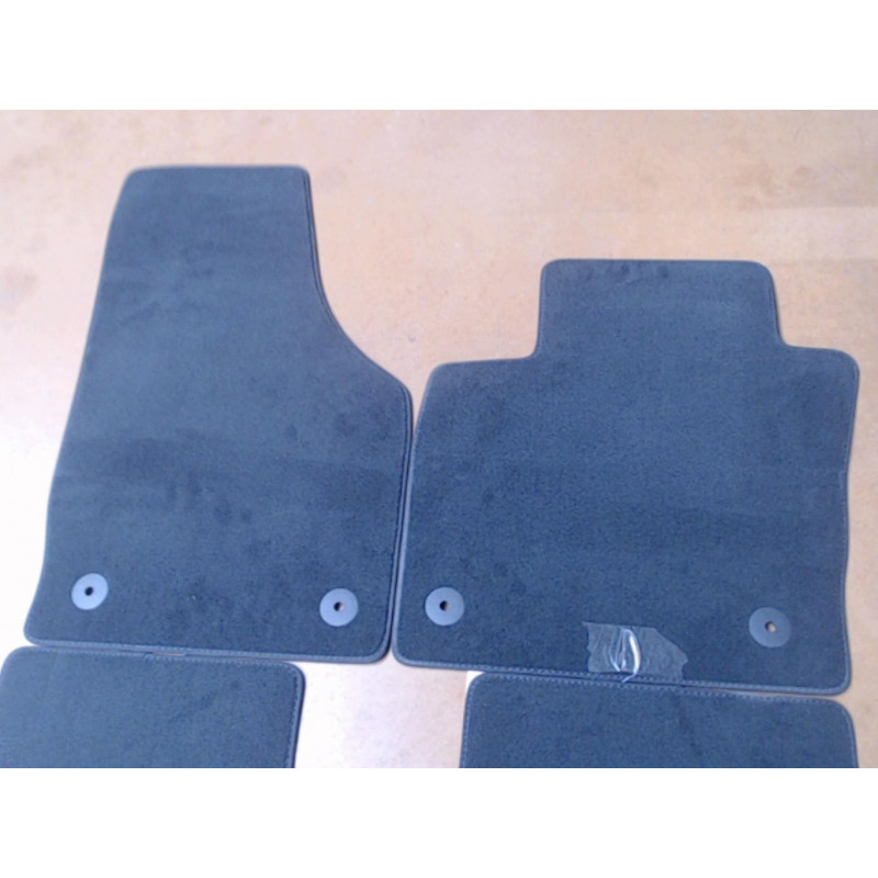Tapis de sol AUDI  d’occasion