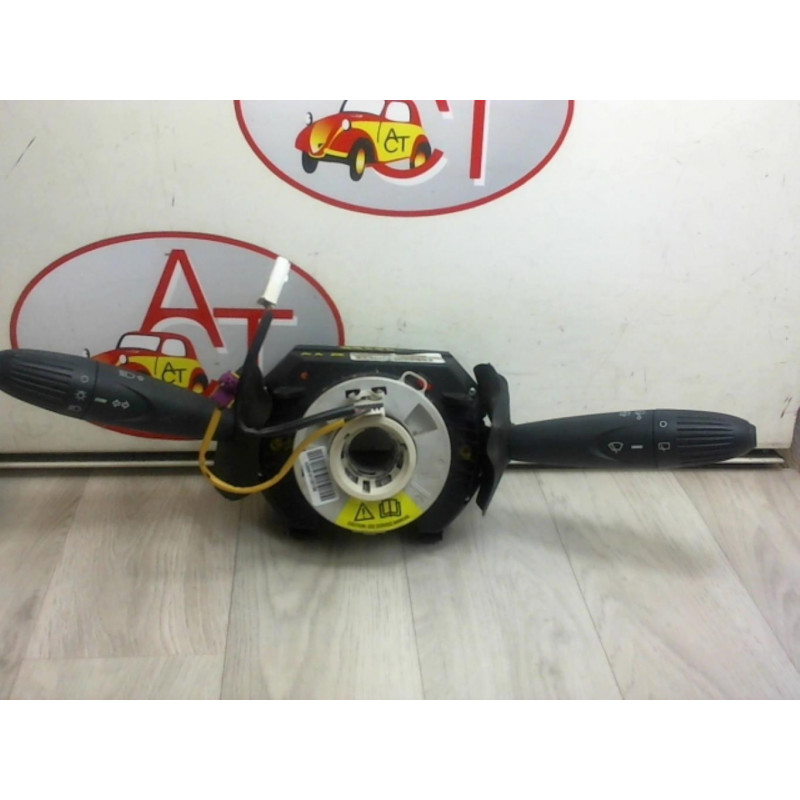 Com (Bloc Contacteur Tournant+Commodo Essuie Glace+Commodo Phare) FORD KA II d’occasion