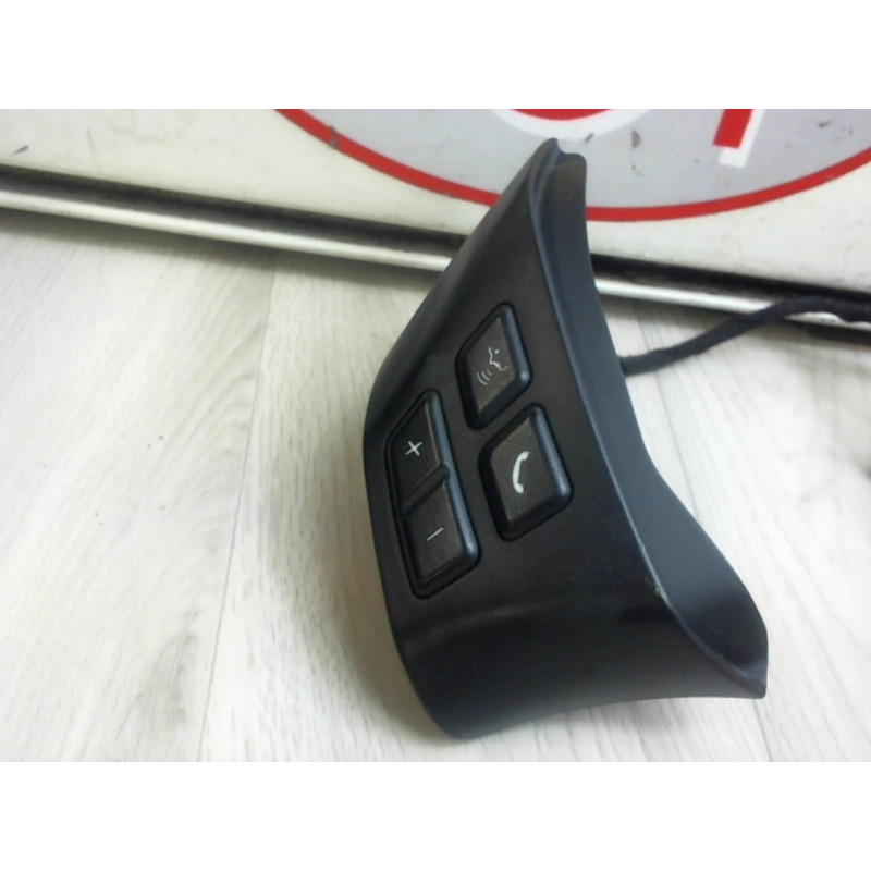 Commande au volant BMW SERIE 3 (E90) PHASE 1 d’occasion