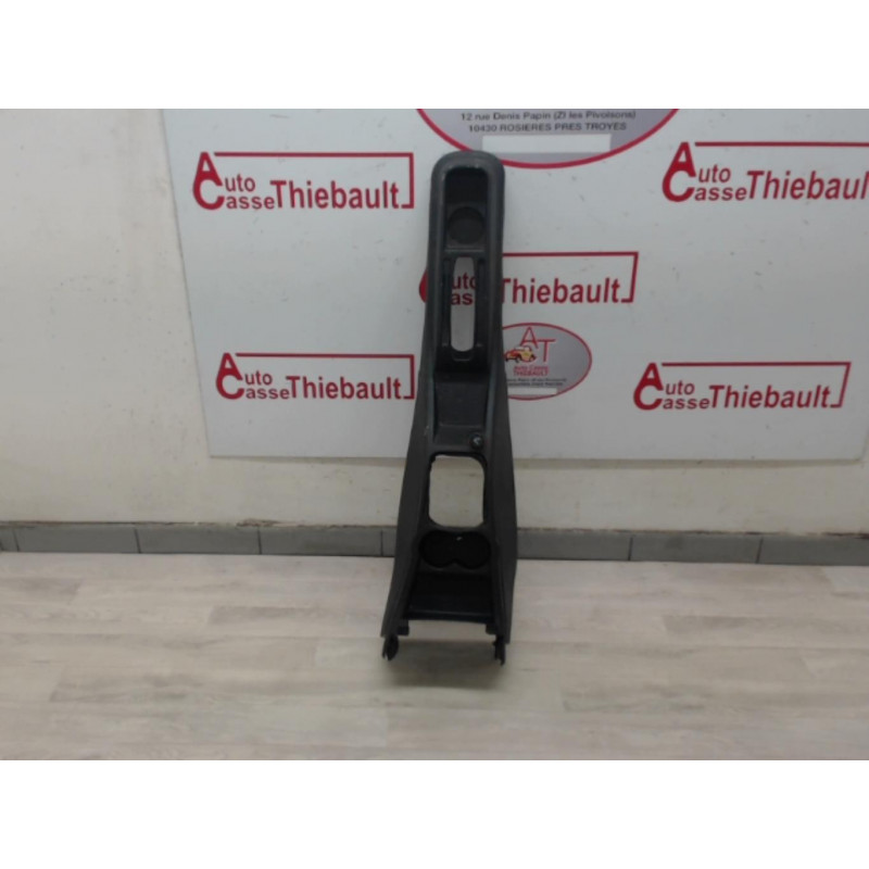 Console central (interieur plastique) FIAT PUNTO III GRANDE PUNTO d’occasion