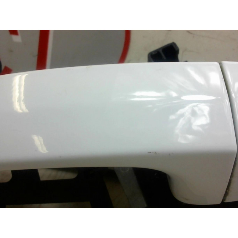 Poignee porte arriere gauche FORD FIESTA VI d’occasion