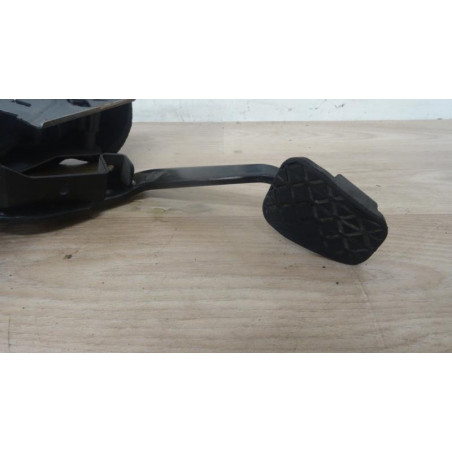 Pedalier de frein FORD FIESTA VI d’occasion
