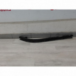 Rail de porte coulissante inferieur gauche PEUGEOT PARTNER FOURGON PHASE 2 d’occasion