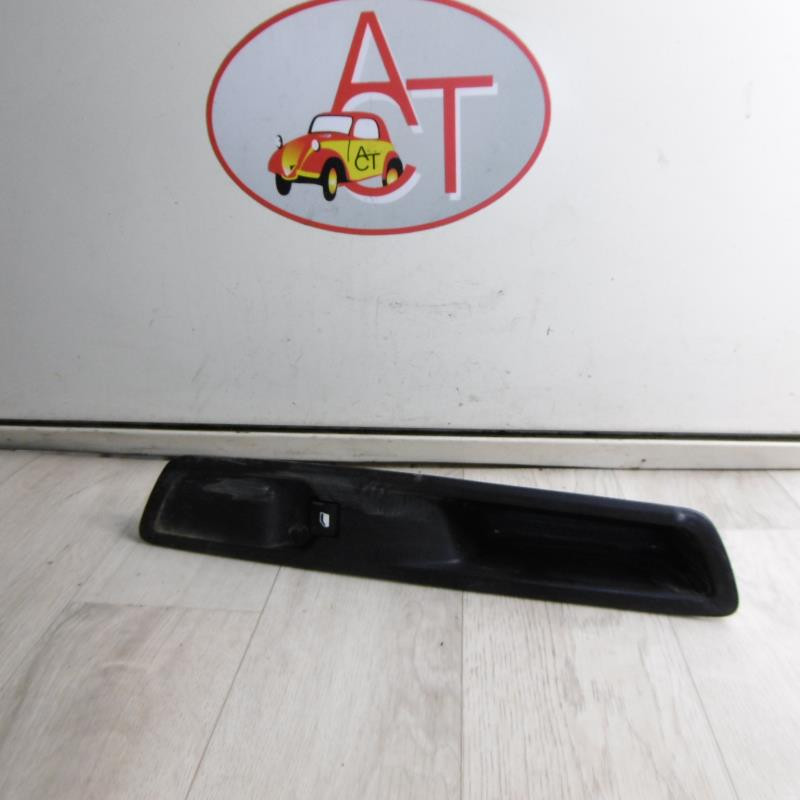 Interrupteur de leve vitre avant droit CITROEN JUMPY SPACETOU d’occasion