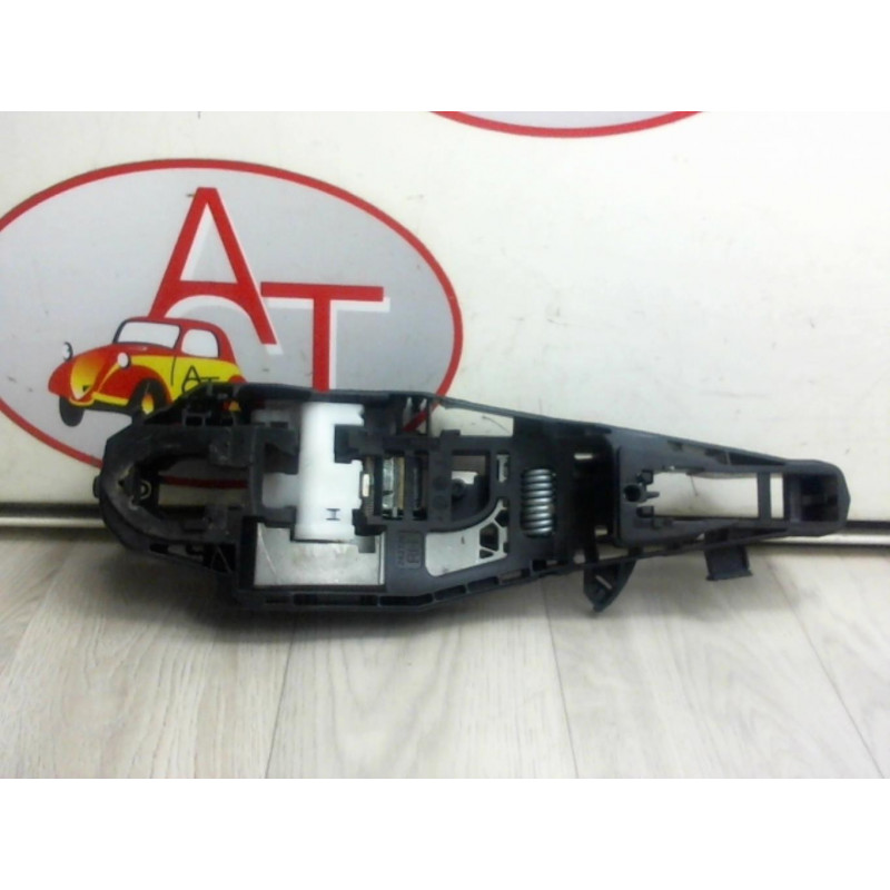 Support poignee porte avant droite CITROEN JUMPY SPACETOU d’occasion