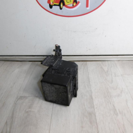 Porte fusible FORD  d’occasion