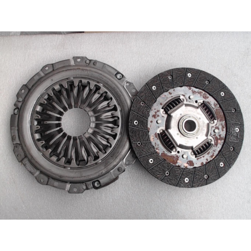 Embrayage NISSAN/DACIA/RENAULT  d’occasion
