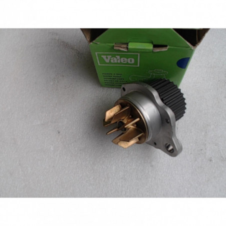 Pompe à eau CITROEN/PEUGEOT/RENAULT  d’occasion