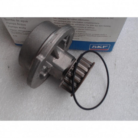 Pompe à eau DAEWOO/OPEL  d’occasion