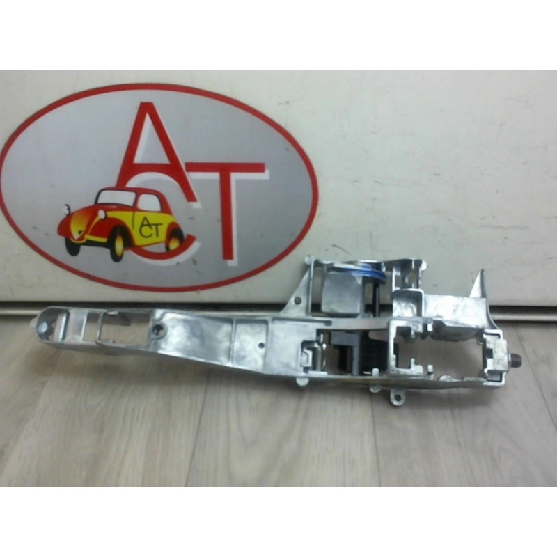 Support poignee porte avant gauche PEUGEOT 2008 d’occasion