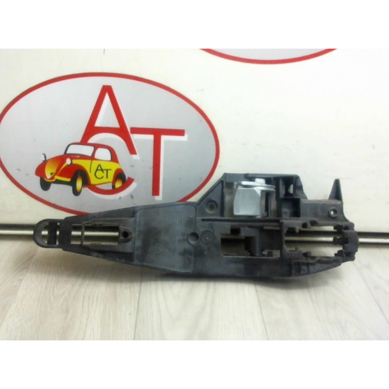 Support poignee porte arriere gauche PEUGEOT 207 PHASE 2 d’occasion