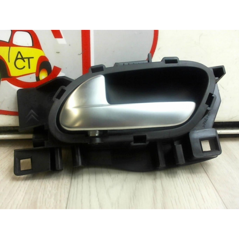 Poignee interieur arriere gauche PEUGEOT 208 d’occasion