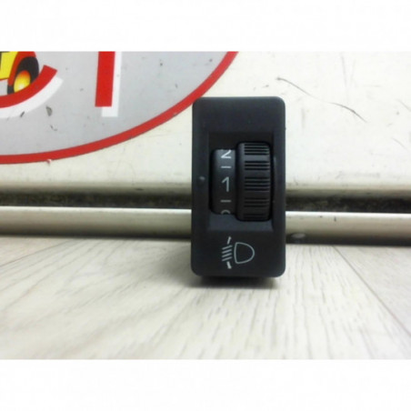 Commande de reglage hauteur de phare PEUGEOT 208 d’occasion