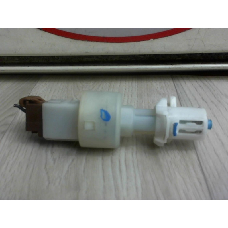 Contacteur feu stop FIAT STRADA PHASE 3 d’occasion