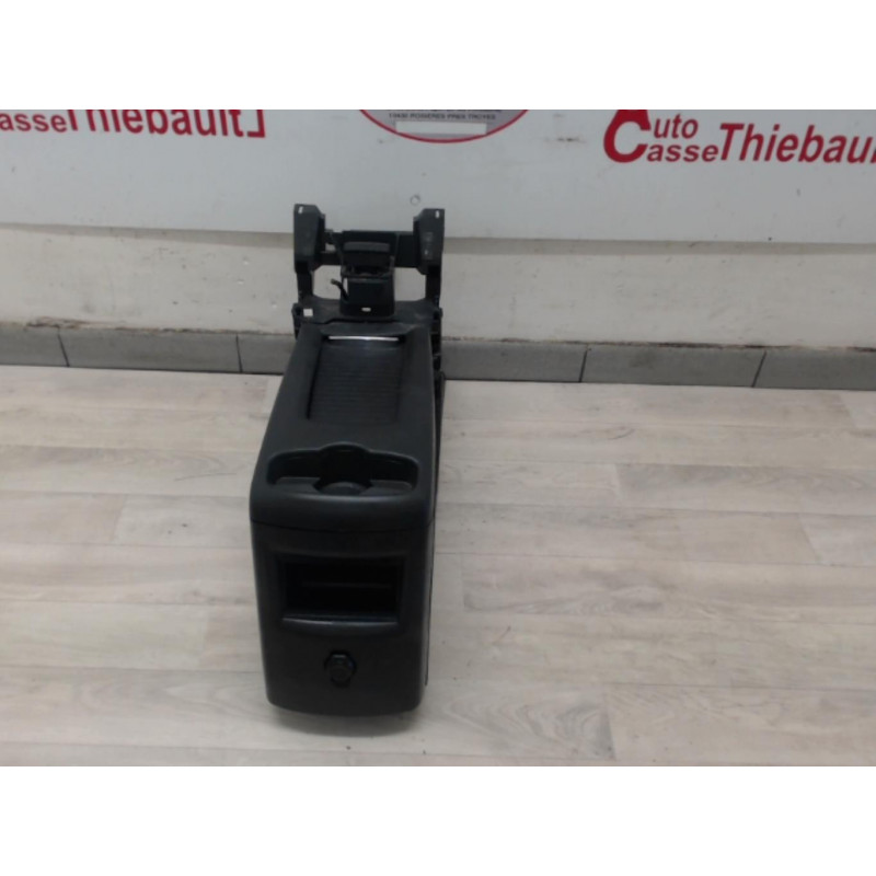 Console central (interieur plastique) PEUGEOT 5008 PHASE 1 d’occasion