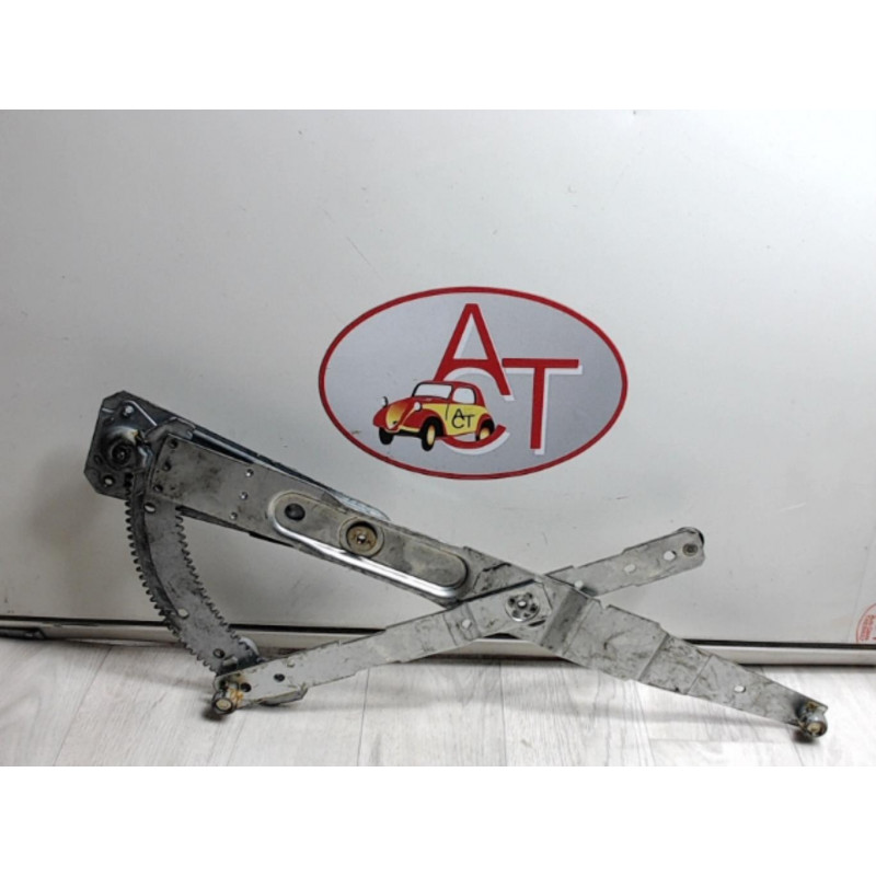 Leve vitre mecanique avant droit OPEL SPEEDSTER DECAPOTABLE 2.2 16 d’occasion