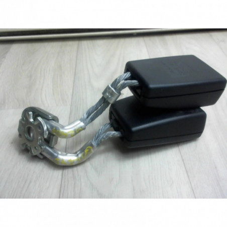 Attache ceinture arriere gauche VOLKSWAGEN GOLF VI d’occasion
