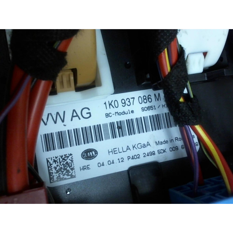 Porte fusible VOLKSWAGEN GOLF VI d’occasion