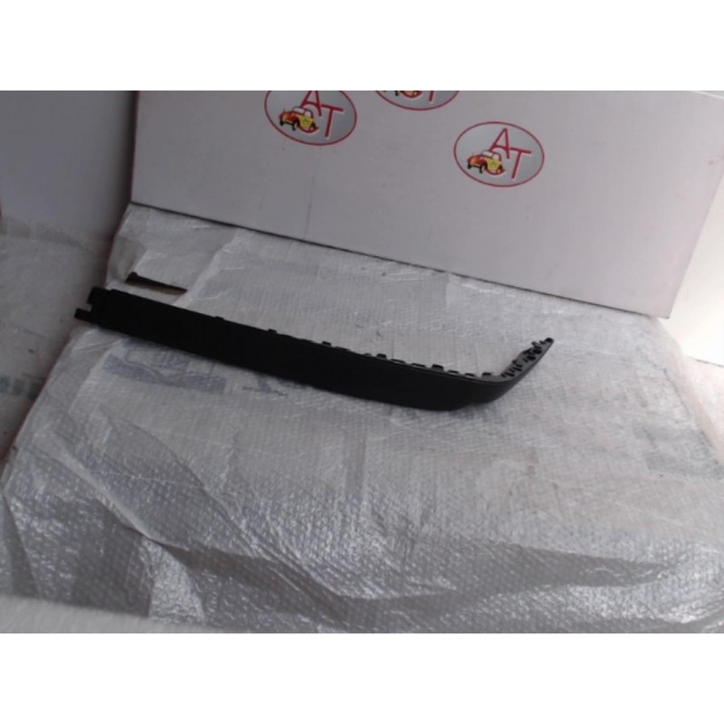 Moulure de pare choc avant VOLKSWAGEN GOLF III d’occasion