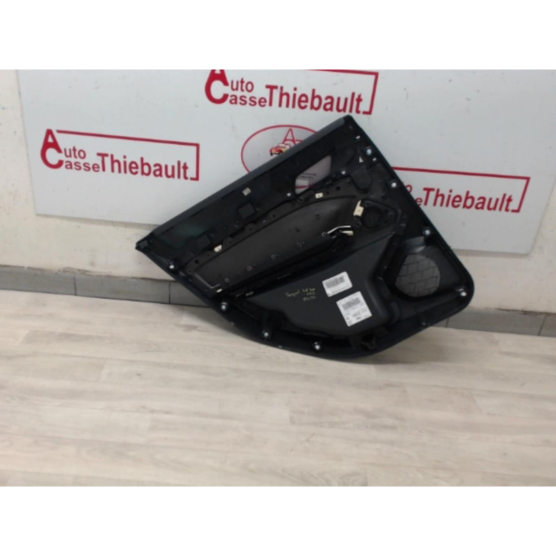 Panneau de porte arriere droit PEUGEOT 308 II SW d’occasion