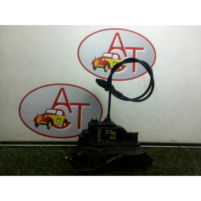 Serrure avant droit RENAULT CLIO III PHASE 1 d’occasion