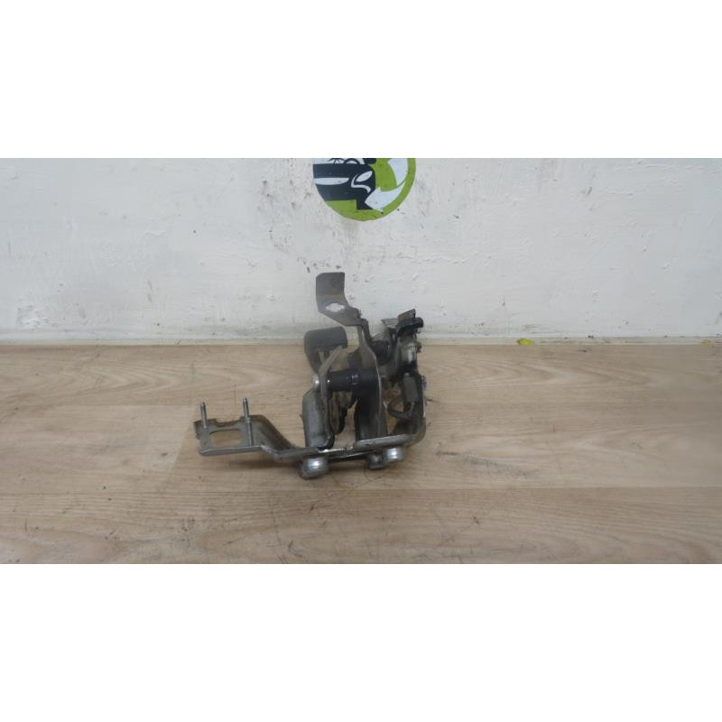 Pedalier PEUGEOT PARTNER FOURGON PHASE 2 d’occasion