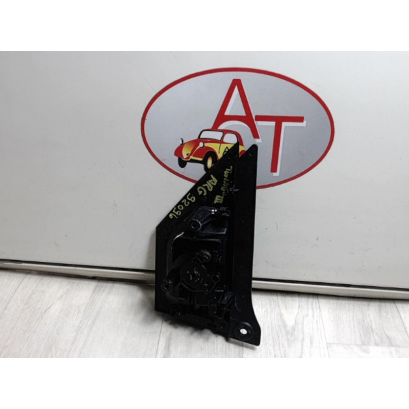 Poignee porte arriere gauche RENAULT TWINGO III d’occasion