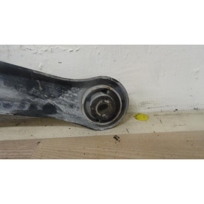 Triangle inferieur avant gauche FORD FIESTA VI d’occasion