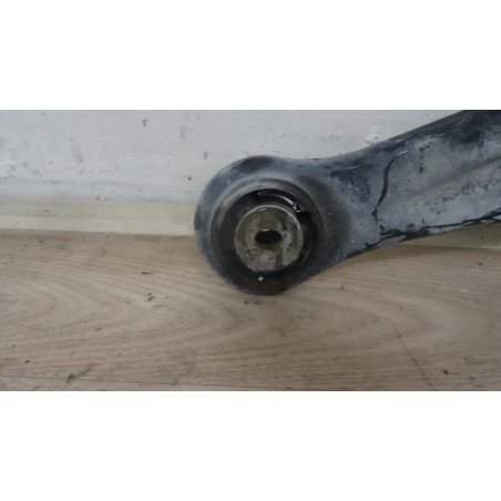 Triangle inferieur avant gauche FORD FIESTA VI d’occasion