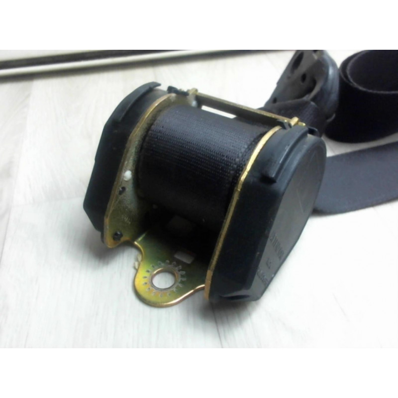 Ceinture avant droit MICROCAR  d’occasion