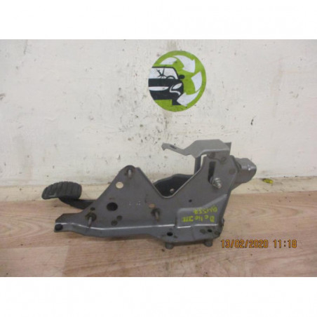 Pedalier de frein RENAULT CLIO III PHASE 2 d’occasion