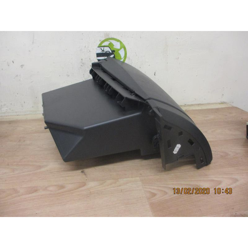 Boite a gants RENAULT CLIO III PHASE 2 d’occasion