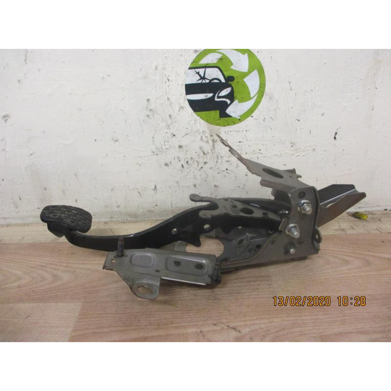 Pedalier FORD FIESTA VI d’occasion