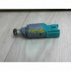 Contacteur feu stop RENAULT SCENIC III PHASE 1 d’occasion